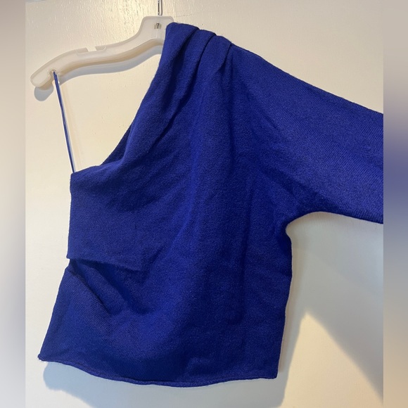 ASTR the Label Cosima One Sleeve Sweater in Blue Size Large - Picture 2 of 7